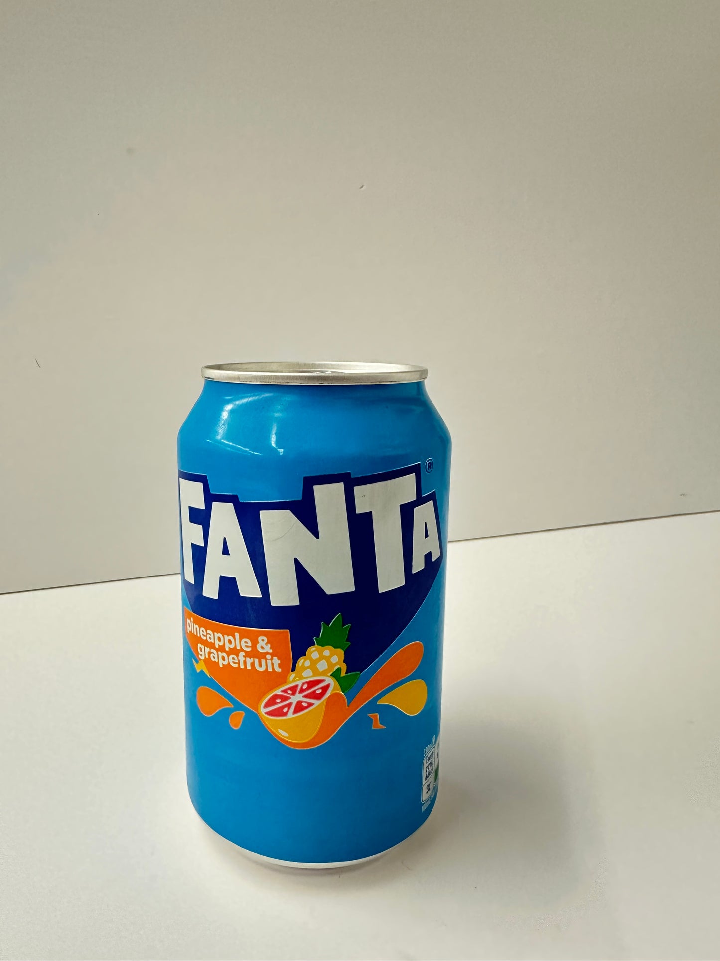 Fanta - Pineapple & Grapefruit